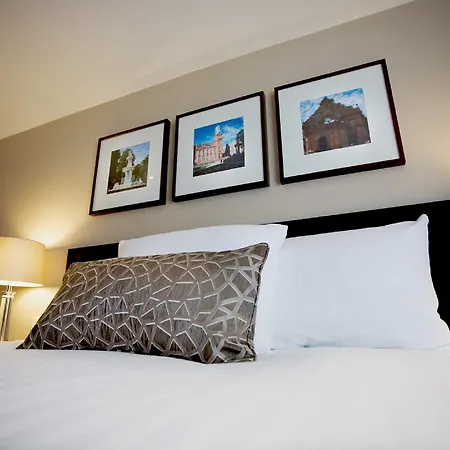 Clayton Dublin Airport Hotell 4*