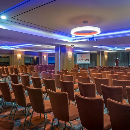 Clayton Dublin Airport Hotell 4*