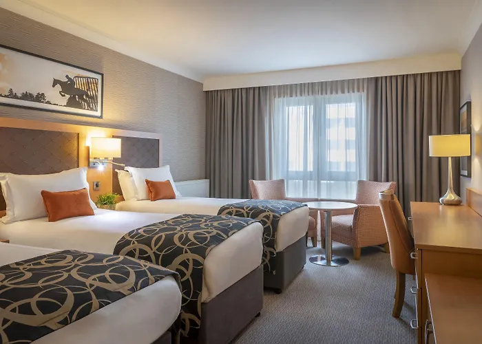 Отель Clayton Dublin Airport 4*